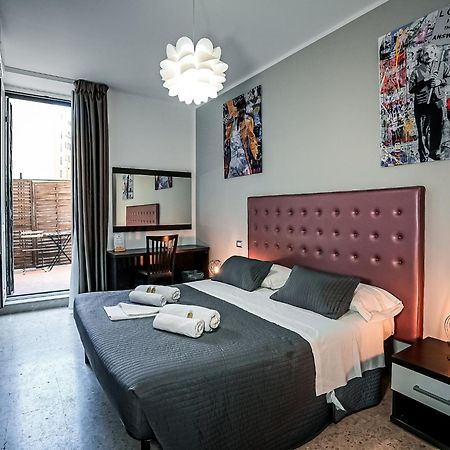 ローマ Casa Celestina Bed & Breakfast エクステリア 写真